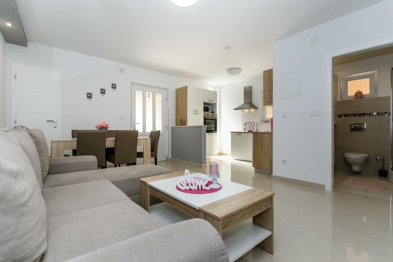 Apartman Brajutovci 26 Kornić المظهر الخارجي الصورة